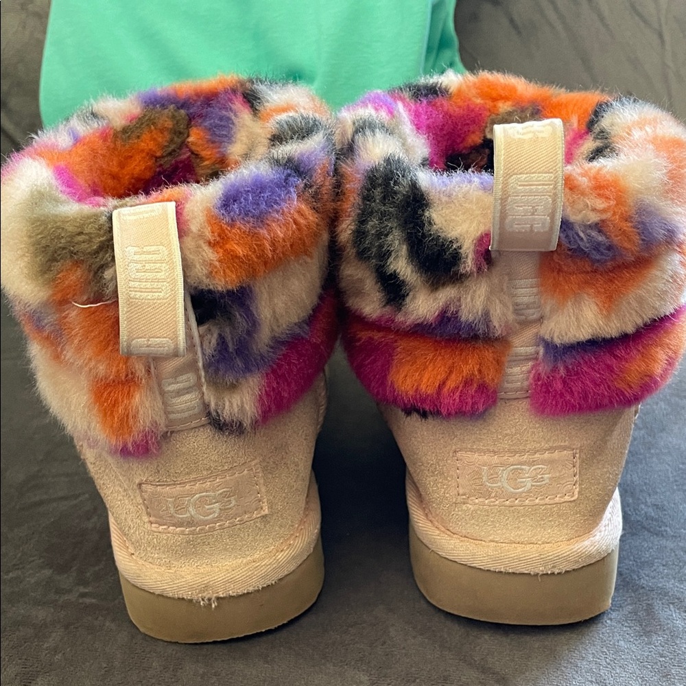 UGG Short Shearling Cuff Boots in Pink with Multicolor Fur - Picture 2 of 8